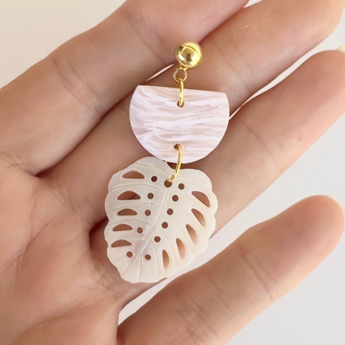 Harriet~Polymer Clay ~Shell Monstera Leaf