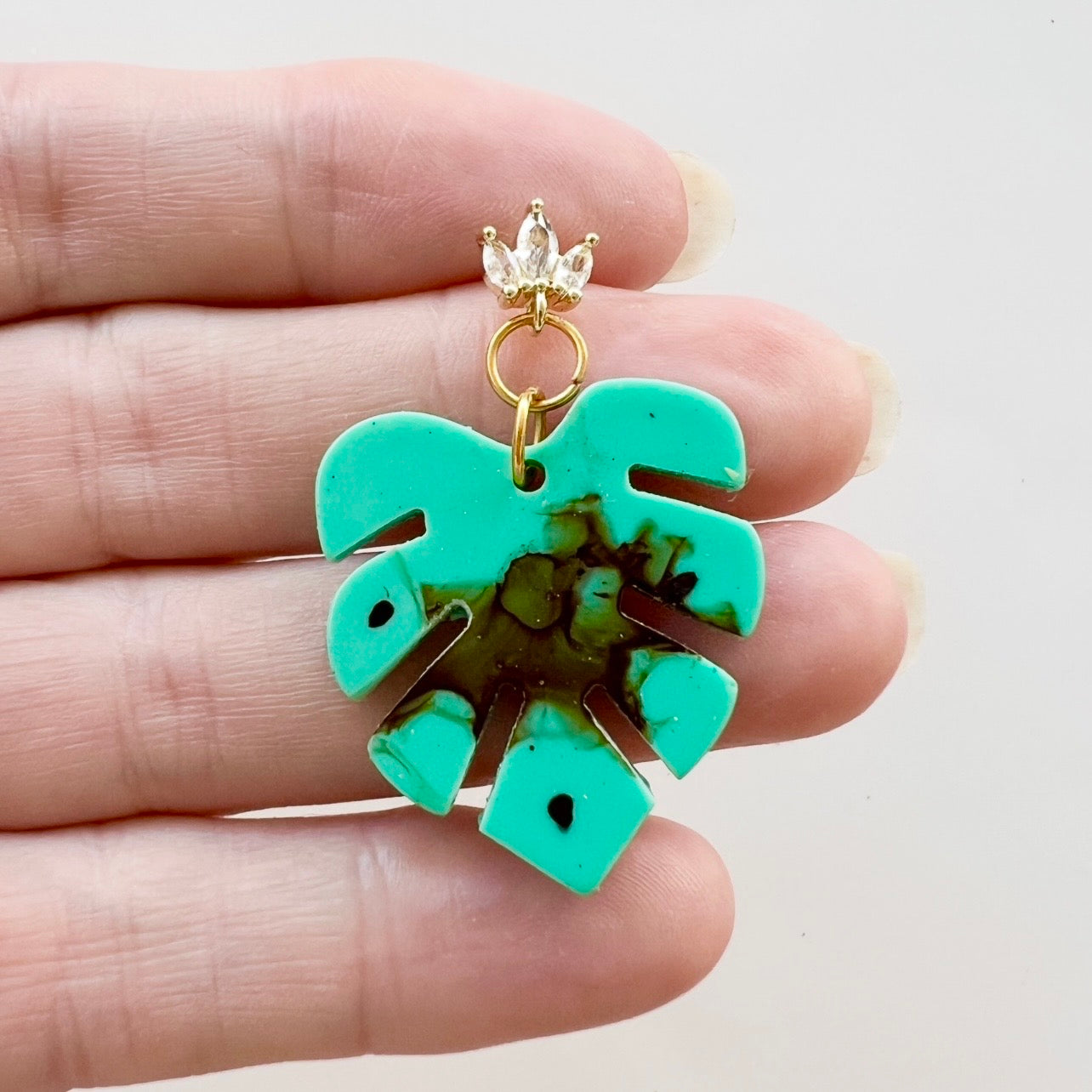 Monstera~Resin